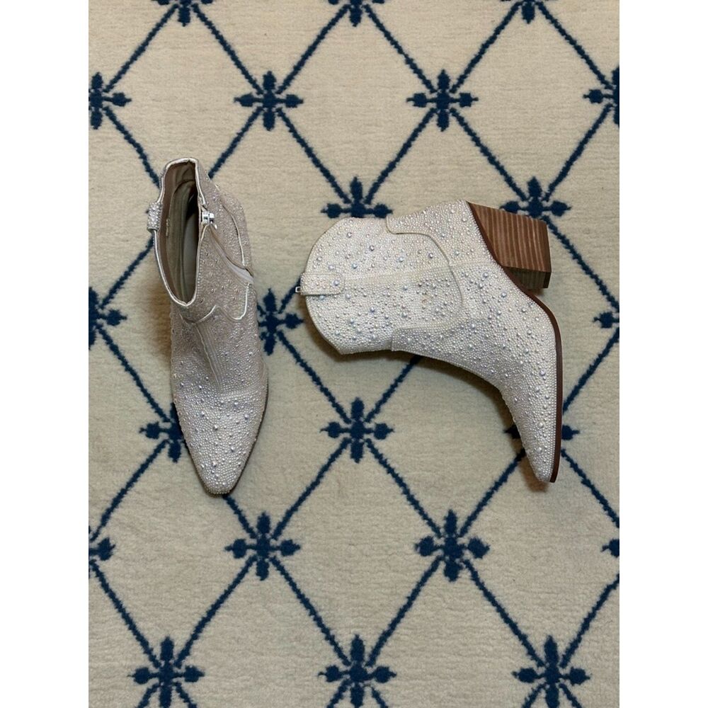 Betsey Johnson Diva Ivory Pearl Boot